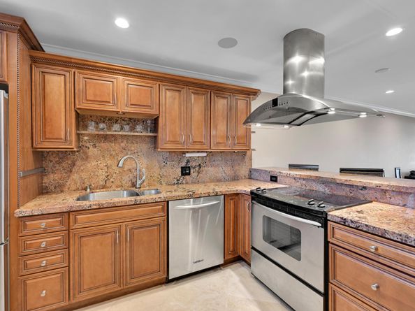 3605 S Ocean Boulevard 534, South Palm Beach FL 33480