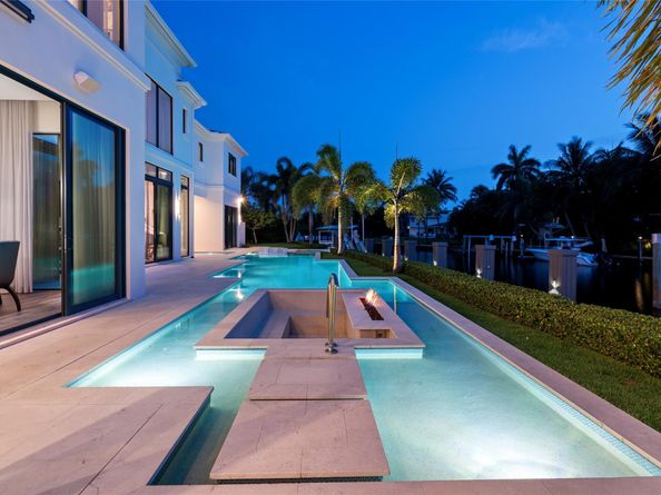 1200 SE 12th Ter, Deerfield Beach FL 33441