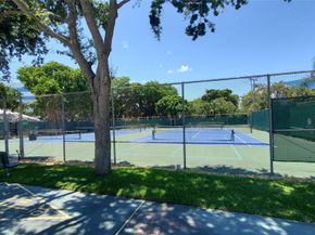 6293 Bay Club Dr 2, Fort Lauderdale FL 33308