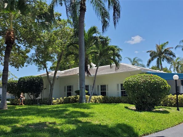 6293 Bay Club Dr 2, Fort Lauderdale FL 33308