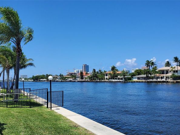 6293 Bay Club Dr 2, Fort Lauderdale FL 33308