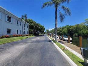 6293 Bay Club Dr 2, Fort Lauderdale FL 33308