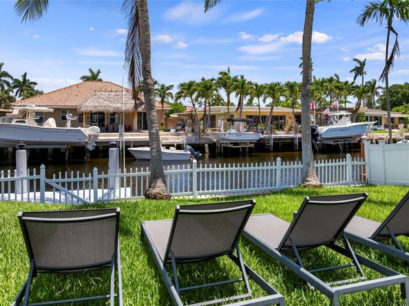 331 SE 12th St, Pompano Beach FL 33060