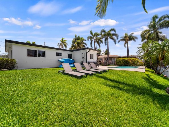 331 SE 12th St, Pompano Beach FL 33060