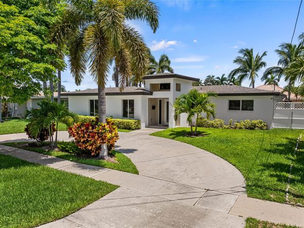 331 SE 12th St, Pompano Beach FL 33060