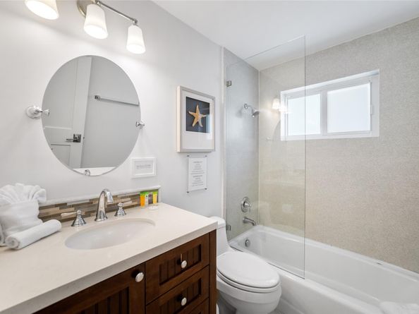 331 SE 12th St, Pompano Beach FL 33060