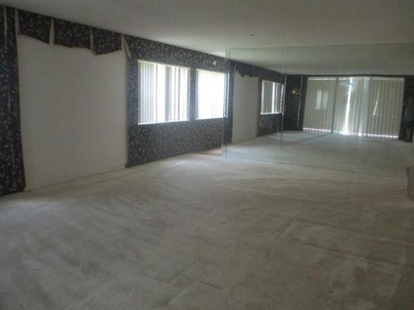 8760 Holly Ct 104, Tamarac FL 33321