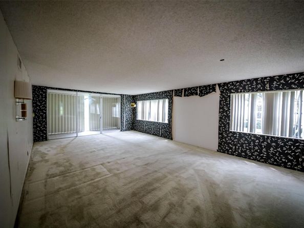 8760 Holly Ct 104, Tamarac FL 33321