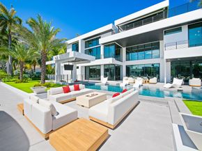 725 Poinciana Dr, Fort Lauderdale FL 33301
