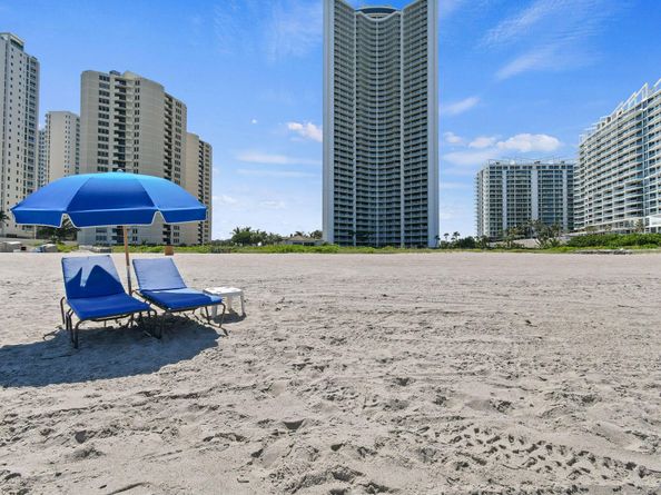 2800 N Ocean Drive A23d, Singer Island FL 33404