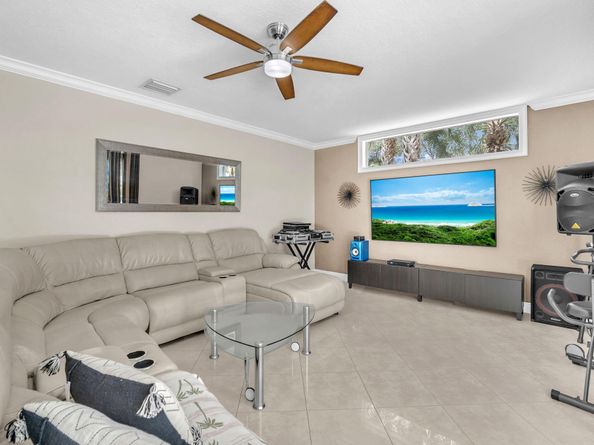 15519 SW 51st Pl, Miramar FL 33027