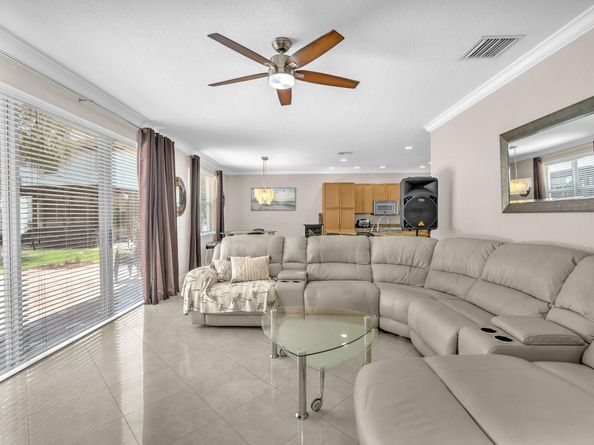 15519 SW 51st Pl, Miramar FL 33027