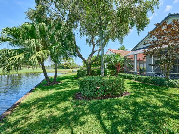 5455 S Fountains Drive S, Lake Worth FL 33467
