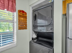 1101 Colony Point Cir 422, Pembroke Pines FL 33026