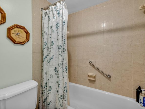 1101 Colony Point Cir 422, Pembroke Pines FL 33026