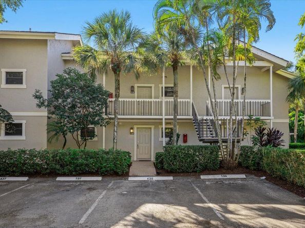 11863 Wimbledon Circle 438, Wellington FL 33414