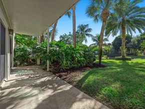 11863 Wimbledon Circle 438, Wellington FL 33414