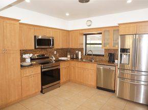 9220 SW 56th St, Miami FL 33165
