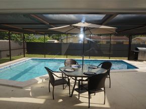 9220 SW 56th St, Miami FL 33165