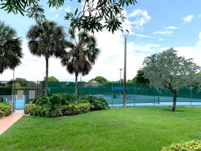 101 Liberty Court, Deerfield Beach FL 33442
