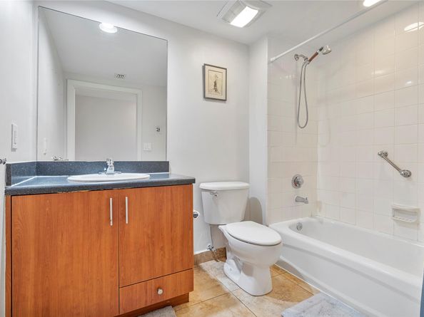 100 N Federal Hwy 938, Fort Lauderdale FL 33301