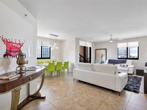 100 N Federal Hwy 938, Fort Lauderdale FL 33301