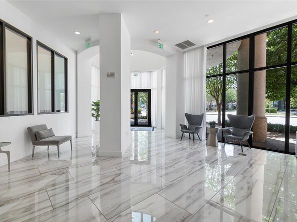 100 N Federal Hwy 938, Fort Lauderdale FL 33301