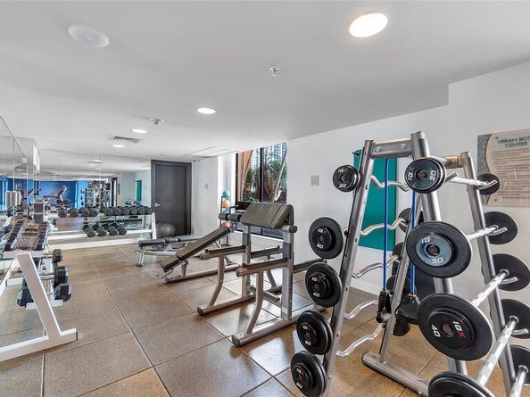 100 N Federal Hwy 938, Fort Lauderdale FL 33301