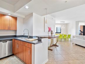 100 N Federal Hwy 938, Fort Lauderdale FL 33301