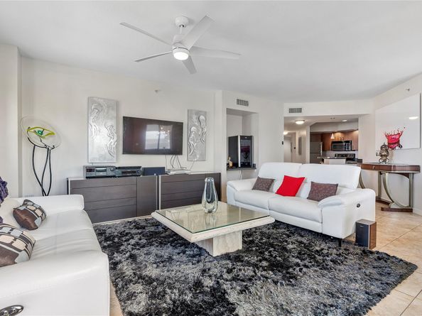 100 N Federal Hwy 938, Fort Lauderdale FL 33301