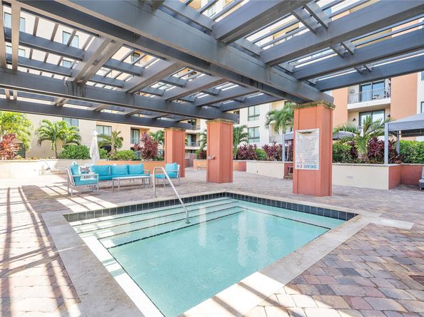 100 N Federal Hwy 938, Fort Lauderdale FL 33301