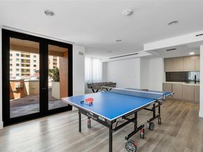 100 N Federal Hwy 938, Fort Lauderdale FL 33301