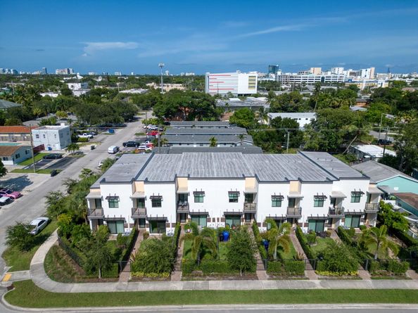 1402 SW 4th Ave 1402, Fort Lauderdale FL 33315