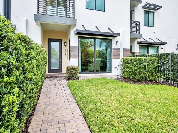 1402 SW 4th Ave 1402, Fort Lauderdale FL 33315