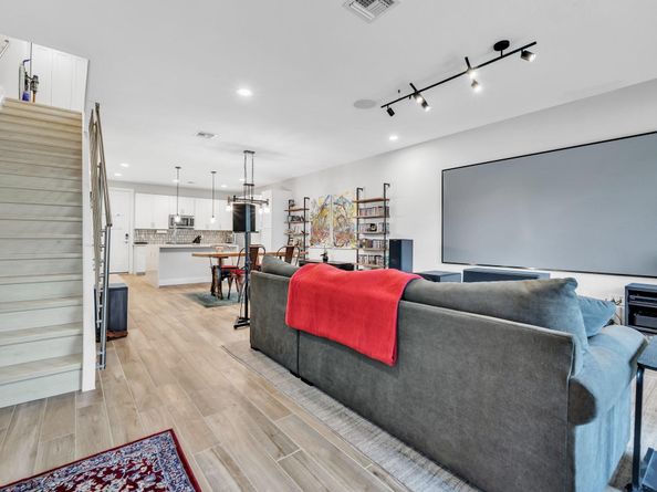 1402 SW 4th Ave 1402, Fort Lauderdale FL 33315