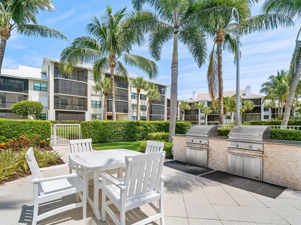 543 Bay Colony Drive N Slip 8, Juno Beach FL 33408