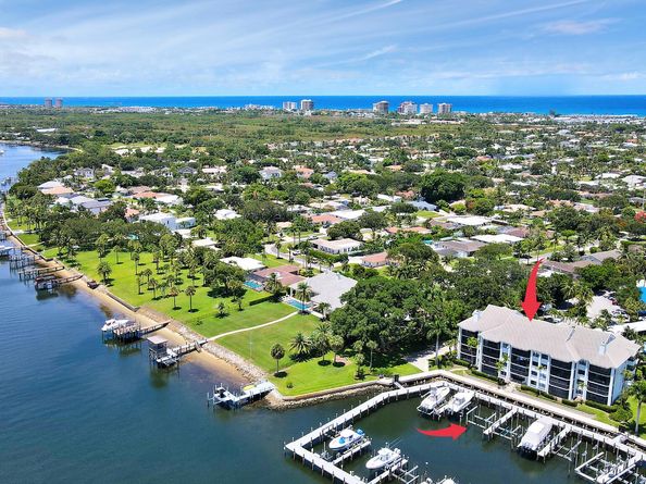 543 Bay Colony Drive N Slip 8, Juno Beach FL 33408