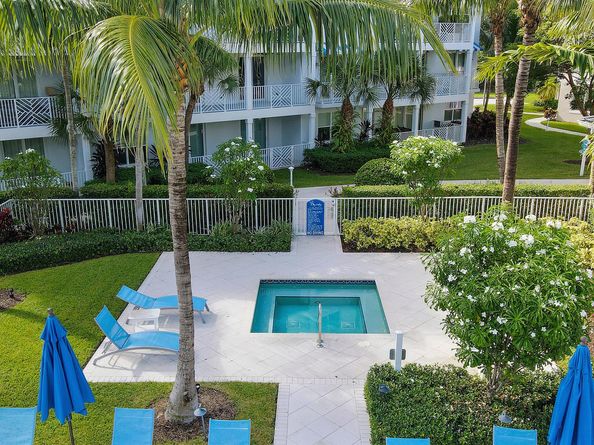 543 Bay Colony Drive N Slip 8, Juno Beach FL 33408
