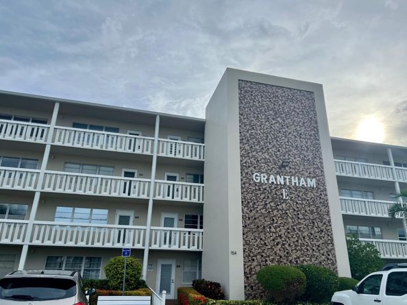 466 Grantham E 466, Deerfield Beach FL 33442