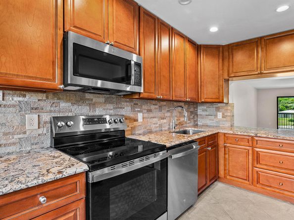 24 Stratford Drive F, Boynton Beach FL 33436