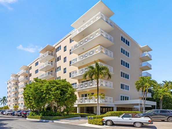 250 Bradley Place 408, Palm Beach FL 33480