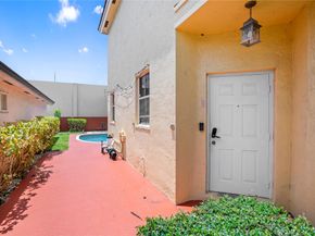 14910 SW 70th Pl, Davie FL 33331