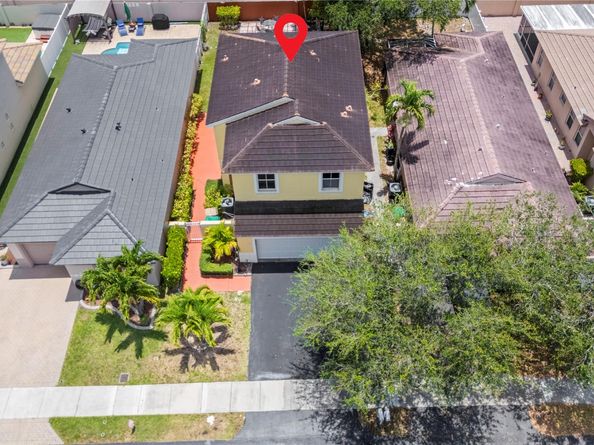 14910 SW 70th Pl, Davie FL 33331