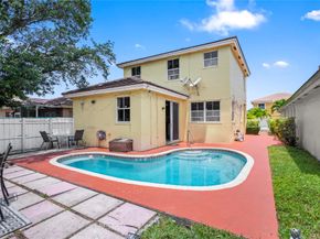 14910 SW 70th Pl, Davie FL 33331