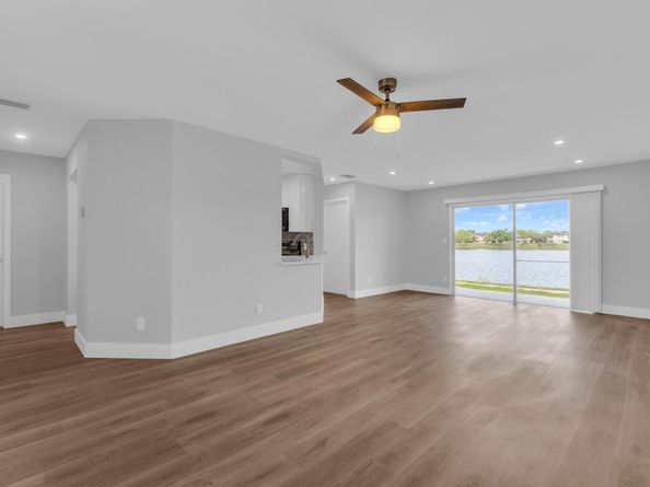 3425 NW 44th St 105, Lauderdale Lakes FL 33309