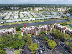 25 Abbey Ln 300, Delray Beach FL 33446