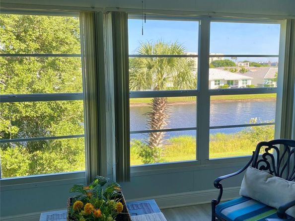 25 Abbey Ln 300, Delray Beach FL 33446