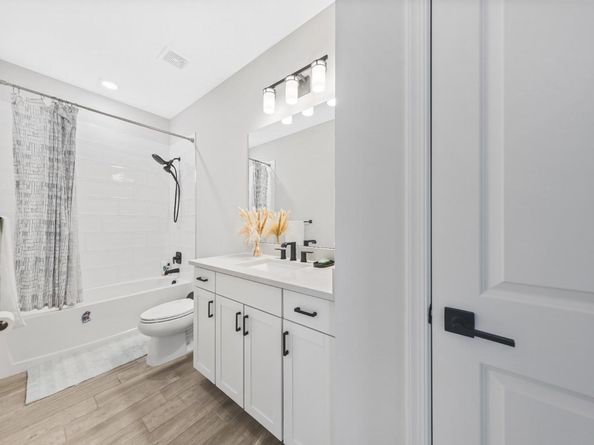 2624 Primrose Pl, Oakland Park FL 33309