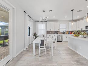 2624 Primrose Pl, Oakland Park FL 33309