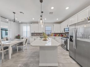 2624 Primrose Pl, Oakland Park FL 33309